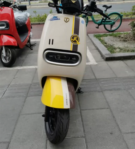 新款台铃电动车—标兵金标定制版，72V20...