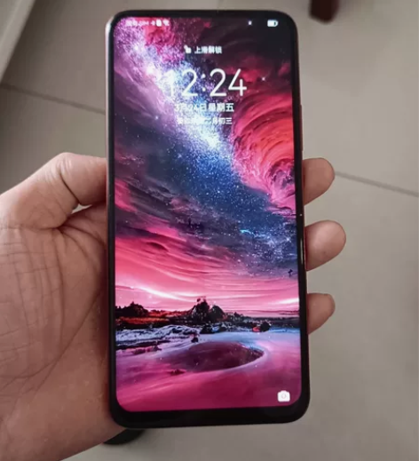 畅享10p 4+128 后盖起层介意别拍 ...