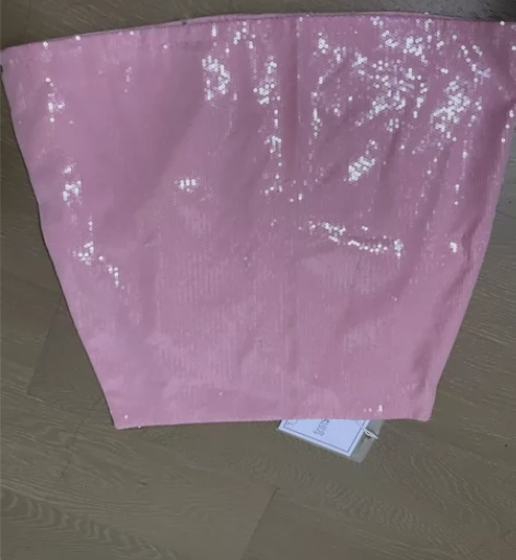 全新亮片包臀裙 感兴趣的话点“我想要”和我...