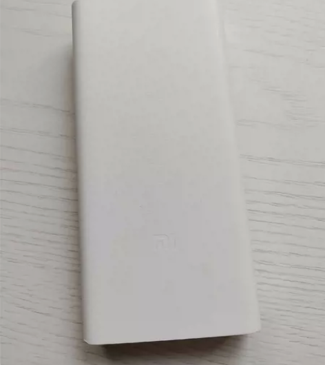 正品小米充电宝移动电源3，成色9成新左右，...