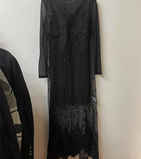 拉夏贝尔正品女装，m码，110内穿！ 黑色...