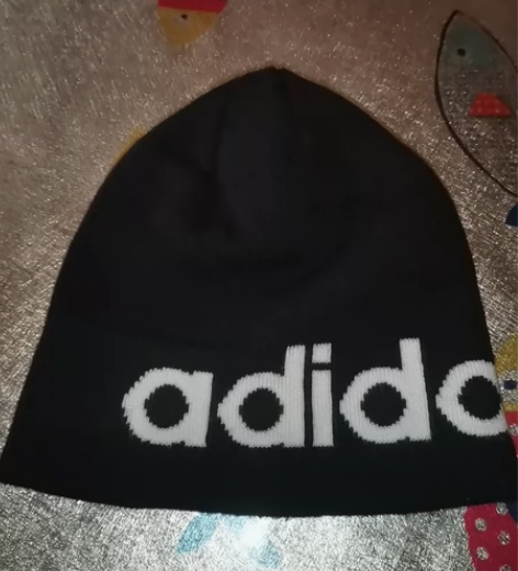 阿迪达斯  正品   冷帽    头围56...