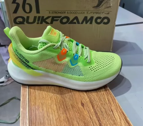 361度男款运动鞋，原价469，现在119...