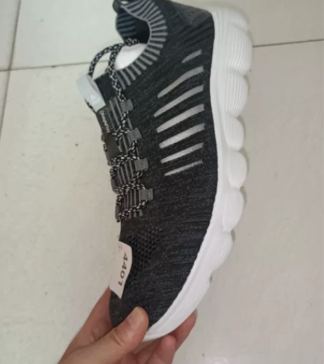 匹克44码，黑灰2个色，撤柜正品，原吊 原...