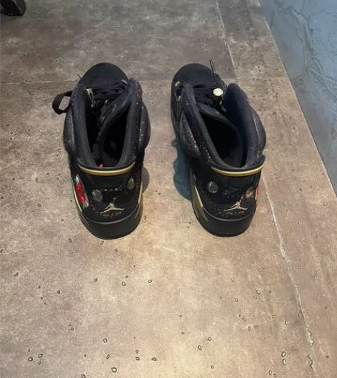 乔丹高帮鞋 感兴趣的话点“我想要”和我私聊...