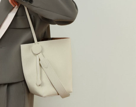 Viney包包2023新款单肩水桶包托特斜...