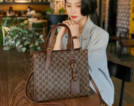 包包新款香港正品托特包女真皮高级感大容量手...