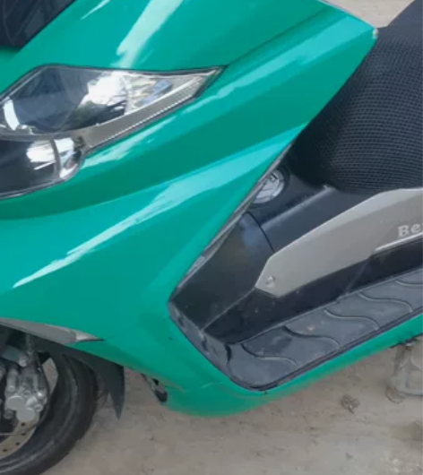 2019年上牌贝纳利银刃250，前后ABS...