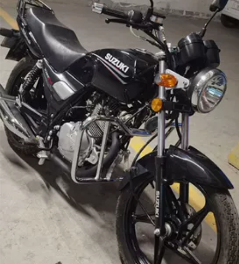 铃木钻豹125,自己收藏的经典老车,三千公...