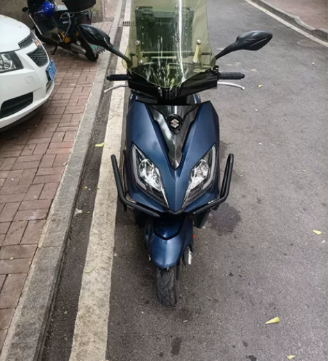 出一台极品21年百年紫罗兰UY，加护杠，4...