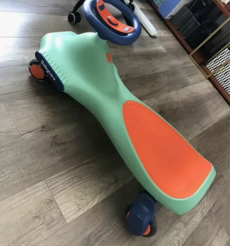 全新平衡车 babycare扭扭车儿童溜溜车万向轮1-3岁男...