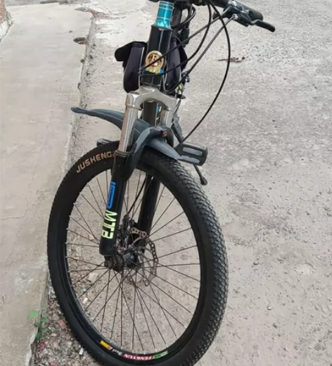 凤凰自行车，如图实拍，24寸，七档，有意私...