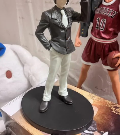 万代鬼灭之刃手办，品相一般，有盒，正版 感...