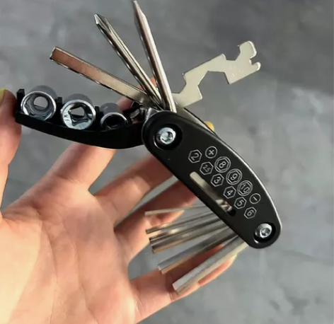 六棱多功能16合1折叠螺丝刀 买回来用了几...