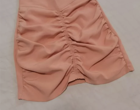 高腰防走光包臀短裙半身裙，S码腰围62臀围...