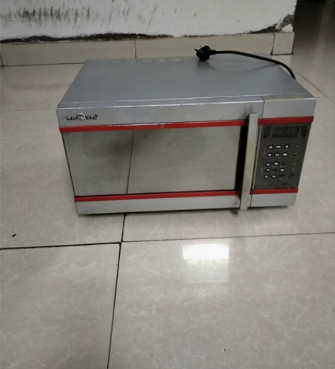 美的微电脑转盘微波炉。正常使用的。闲置！希...