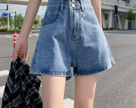 夏季浅色双扣牛仔短裤女高腰显瘦开叉宽松阔腿...